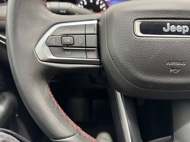 Used 2022 Jeep Compass Trailhawk AWD/4WD image 19