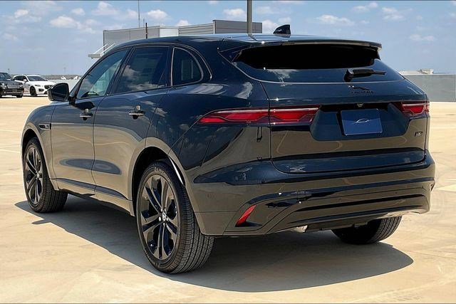 New 2026 Jaguar F-PACE R-Dynamic S image 3