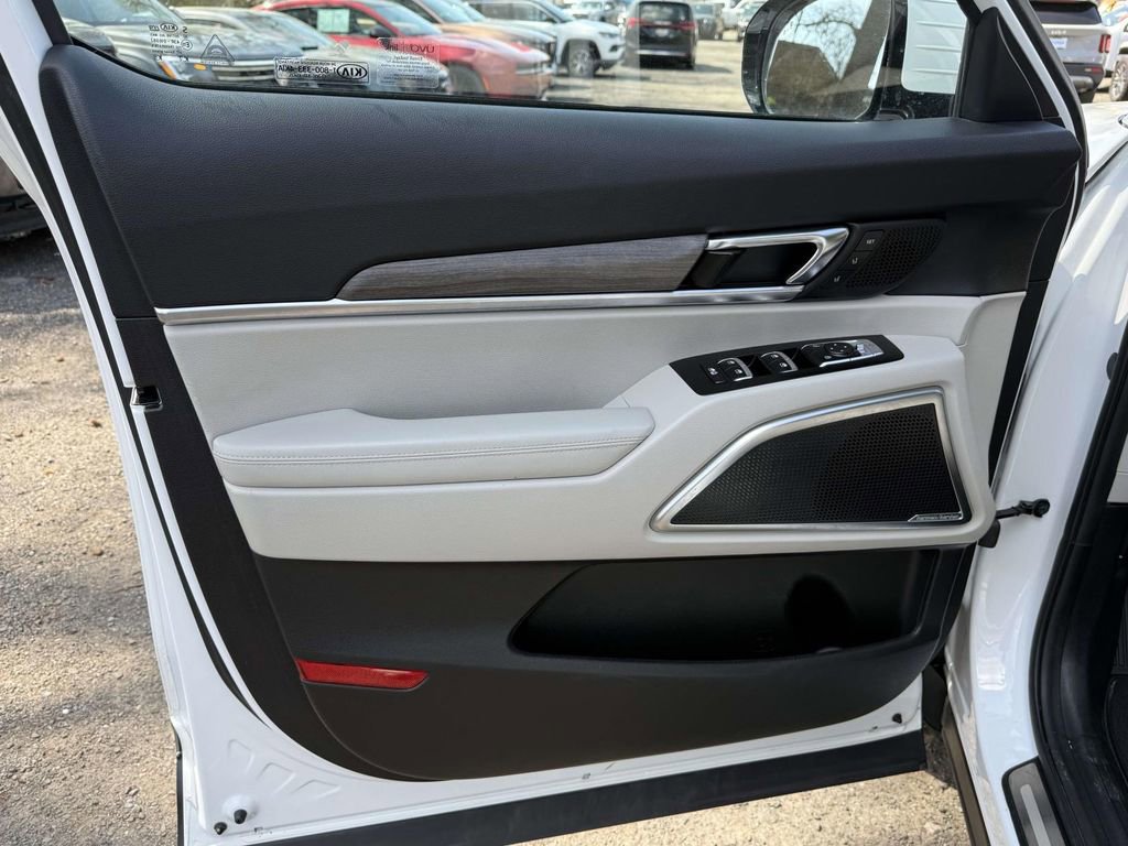 Used 2020 Kia Telluride SX w/ SX Prestige Package image 29