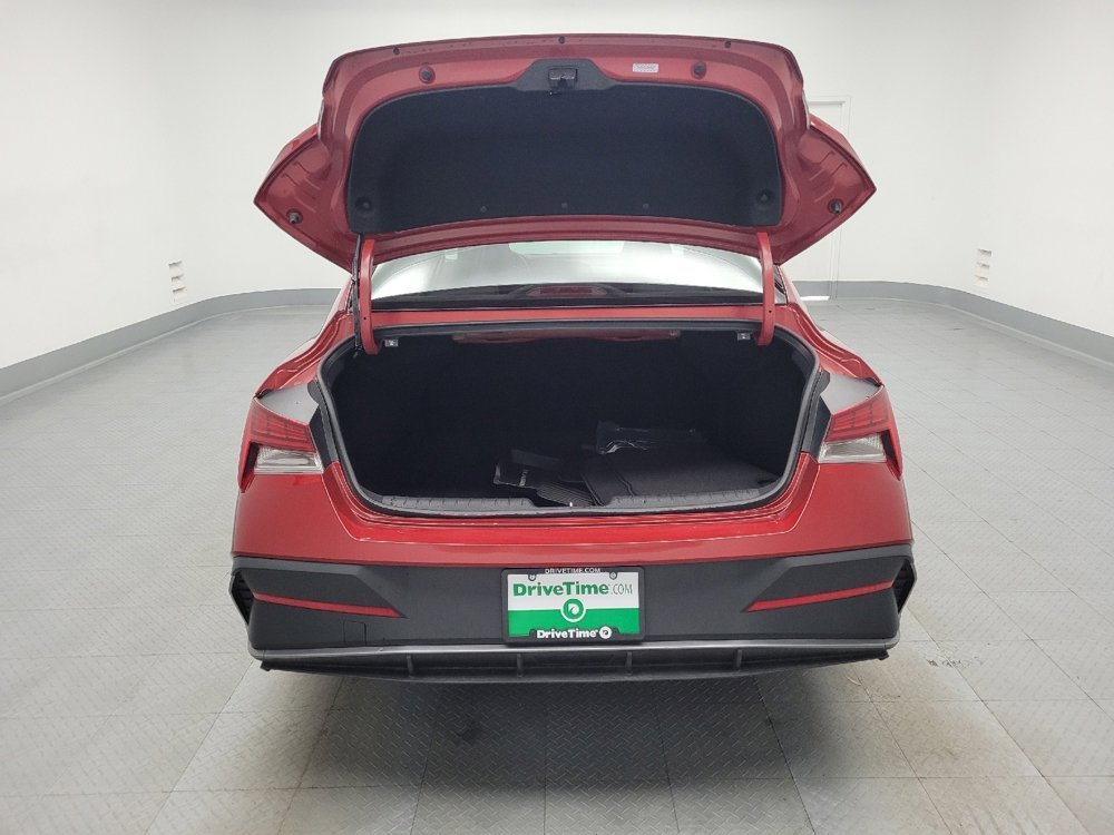 Used 2024 Hyundai Elantra Blue image 29