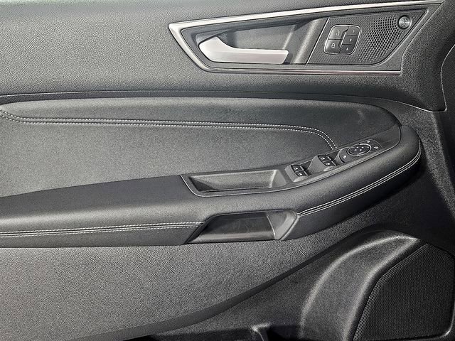 Certified 2021 Ford Edge Titanium image 12