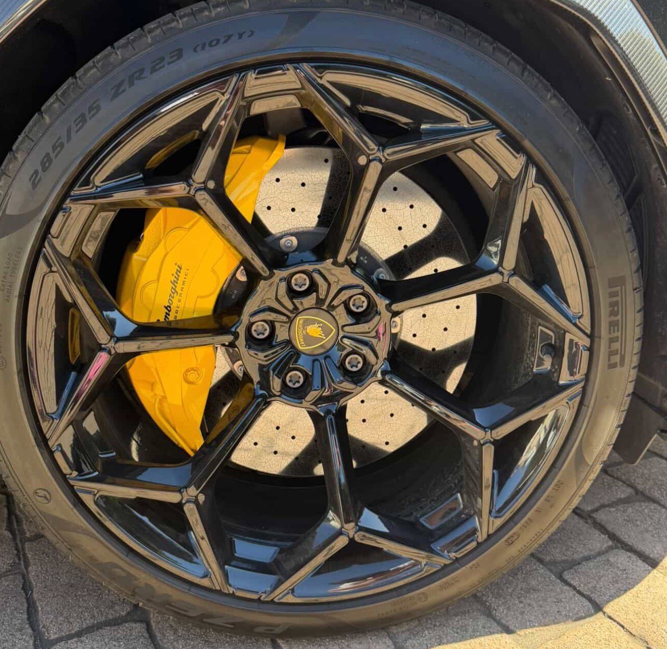 Used 2023 Lamborghini Urus Performante image 12