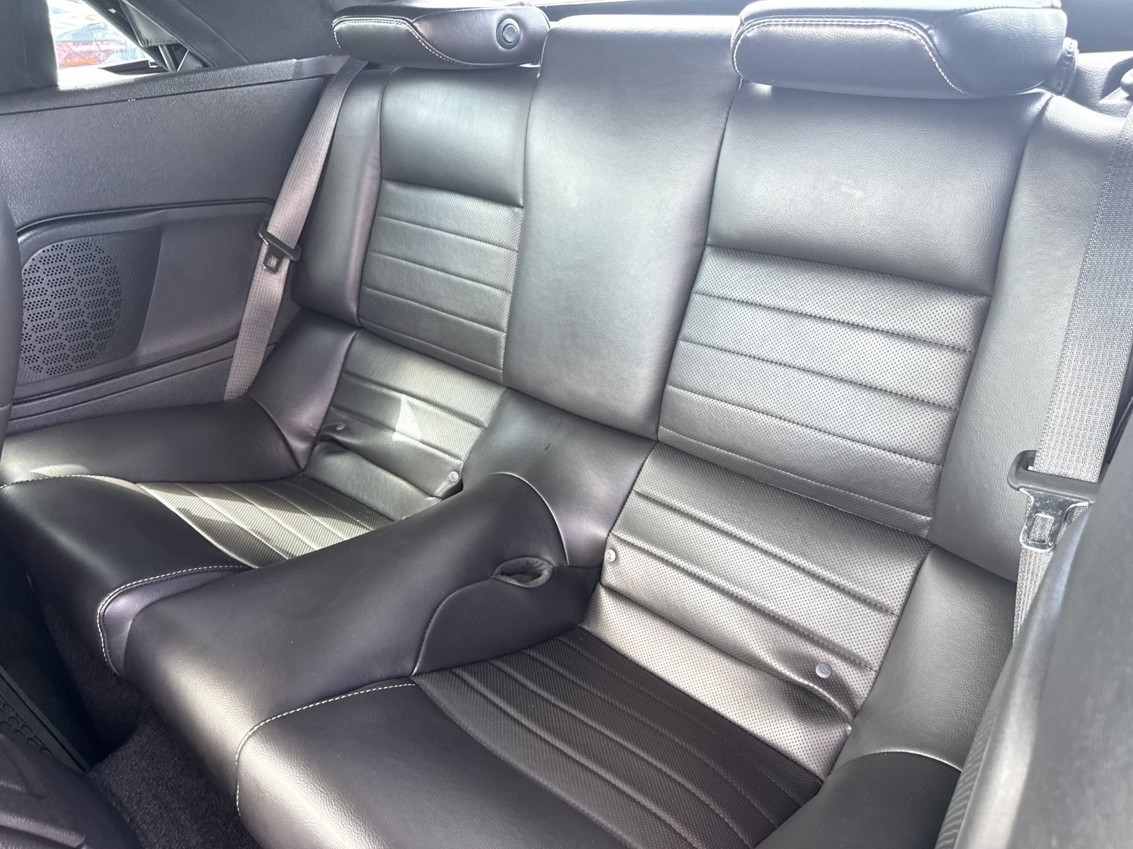 Used 2014 Ford Mustang GT Premium w/ Electronics Package RWD image 21