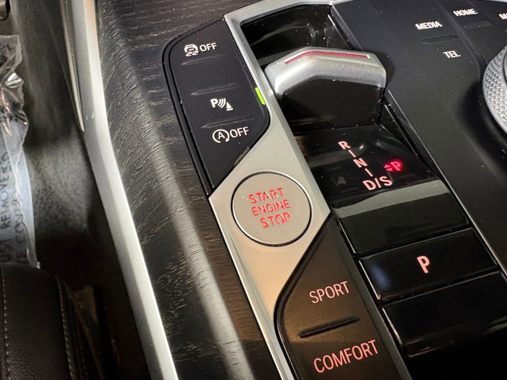 Used 2023 BMW 330i xDrive 330i xDrive w/ Premium Package image 22