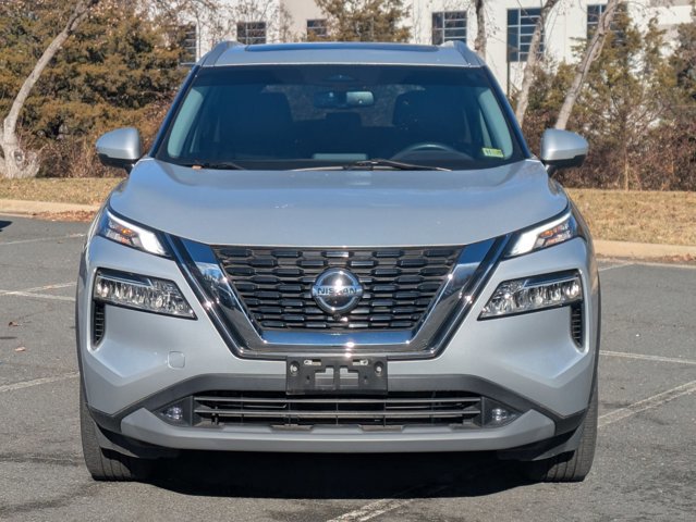 Used 2021 Nissan Rogue SL video 2