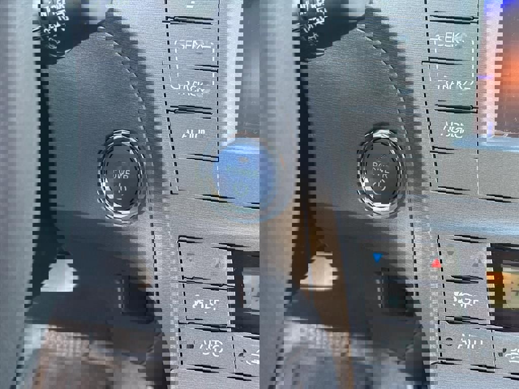 Used 2013 Toyota Prius Two image 20