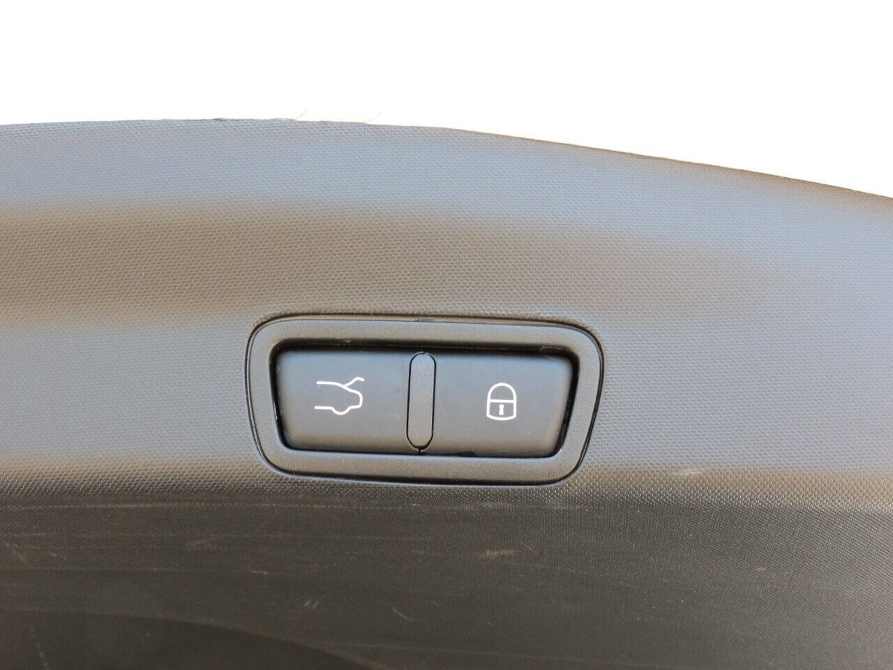 Used 2021 Alfa Romeo Stelvio Ti Sport image 43