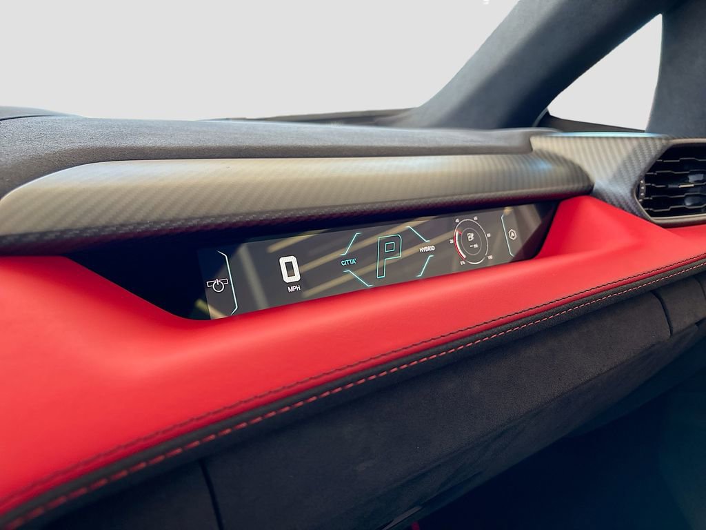 Used 2024 Lamborghini Revuelto image 30