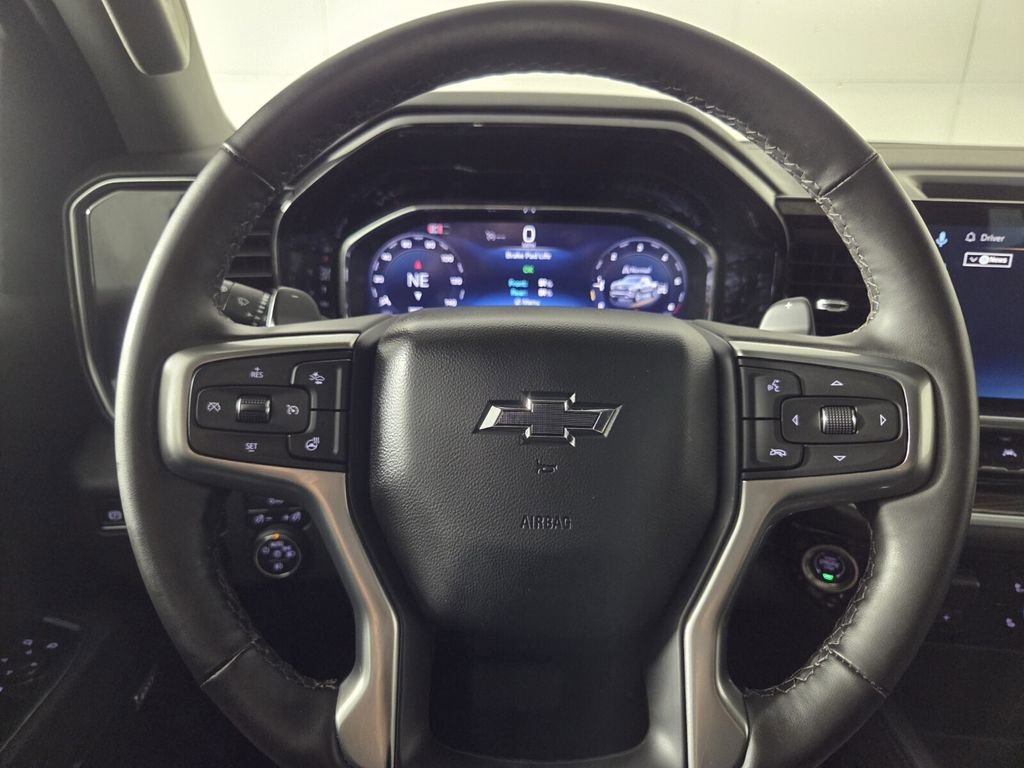 Used 2025 Chevrolet Silverado 1500 RST w/ Convenience Package II AWD/4WD image 19