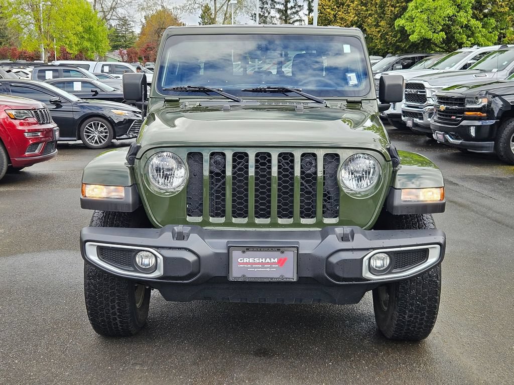 Used 2023 Jeep Gladiator Sport AWD/4WD image 2
