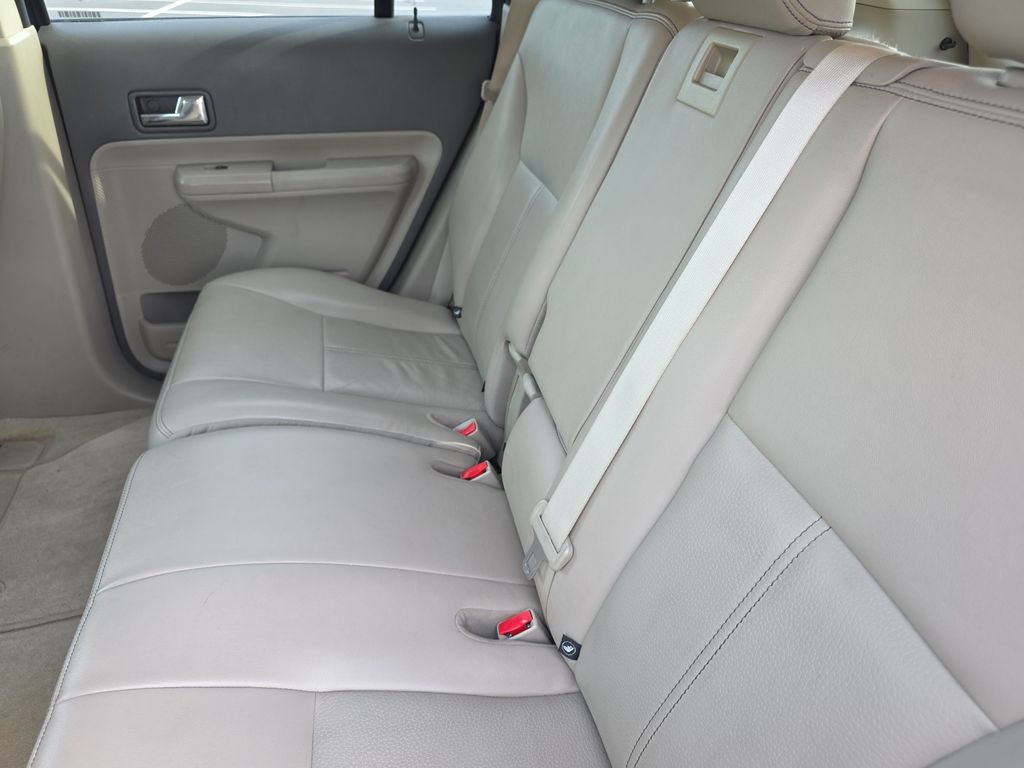 Used 2010 Ford Edge SEL FWD image 16