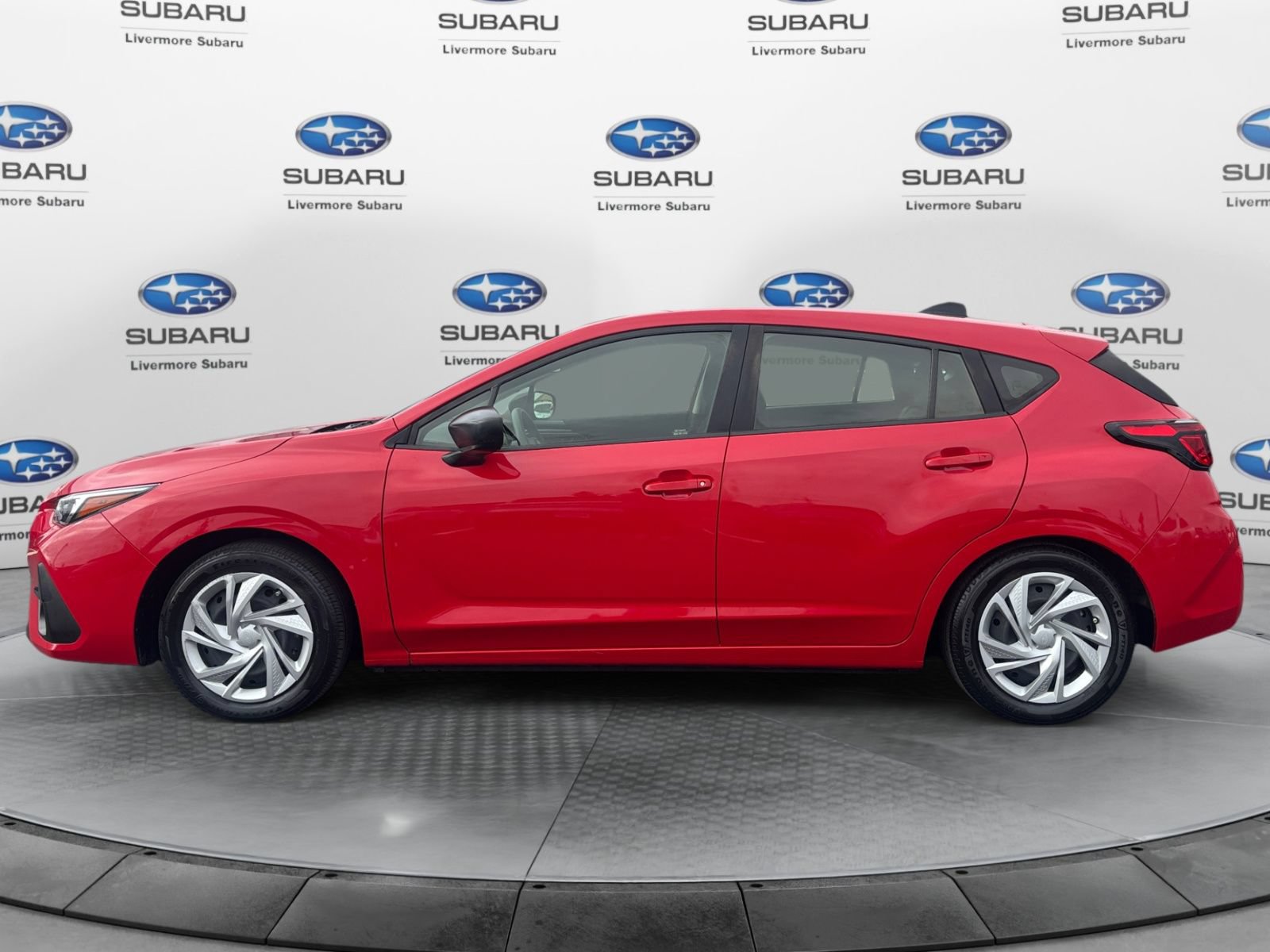 Used 2024 Subaru Impreza 2.0i w/ Popular Package #1A AWD/4WD image 2
