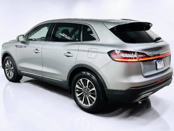 Used 2023 Lincoln Nautilus Reserve FWD image 5