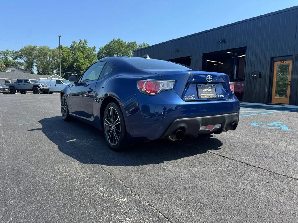 Used 2014 Scion FR-S RWD image 2