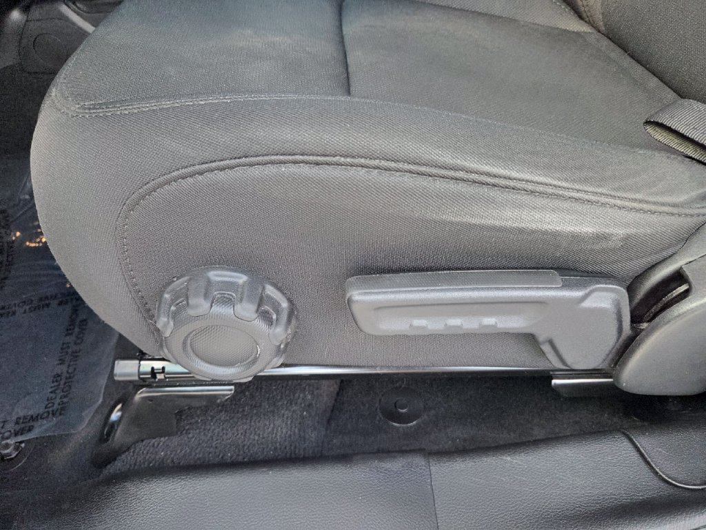 Used 2023 Jeep Gladiator Sport AWD/4WD image 7
