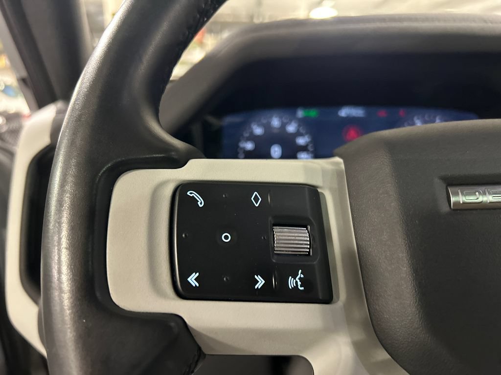 Used 2020 Land Rover Defender 110 First Edition AWD/4WD image 13