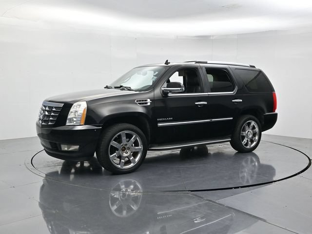 Used 2011 Cadillac Escalade Luxury AWD/4WD image 5