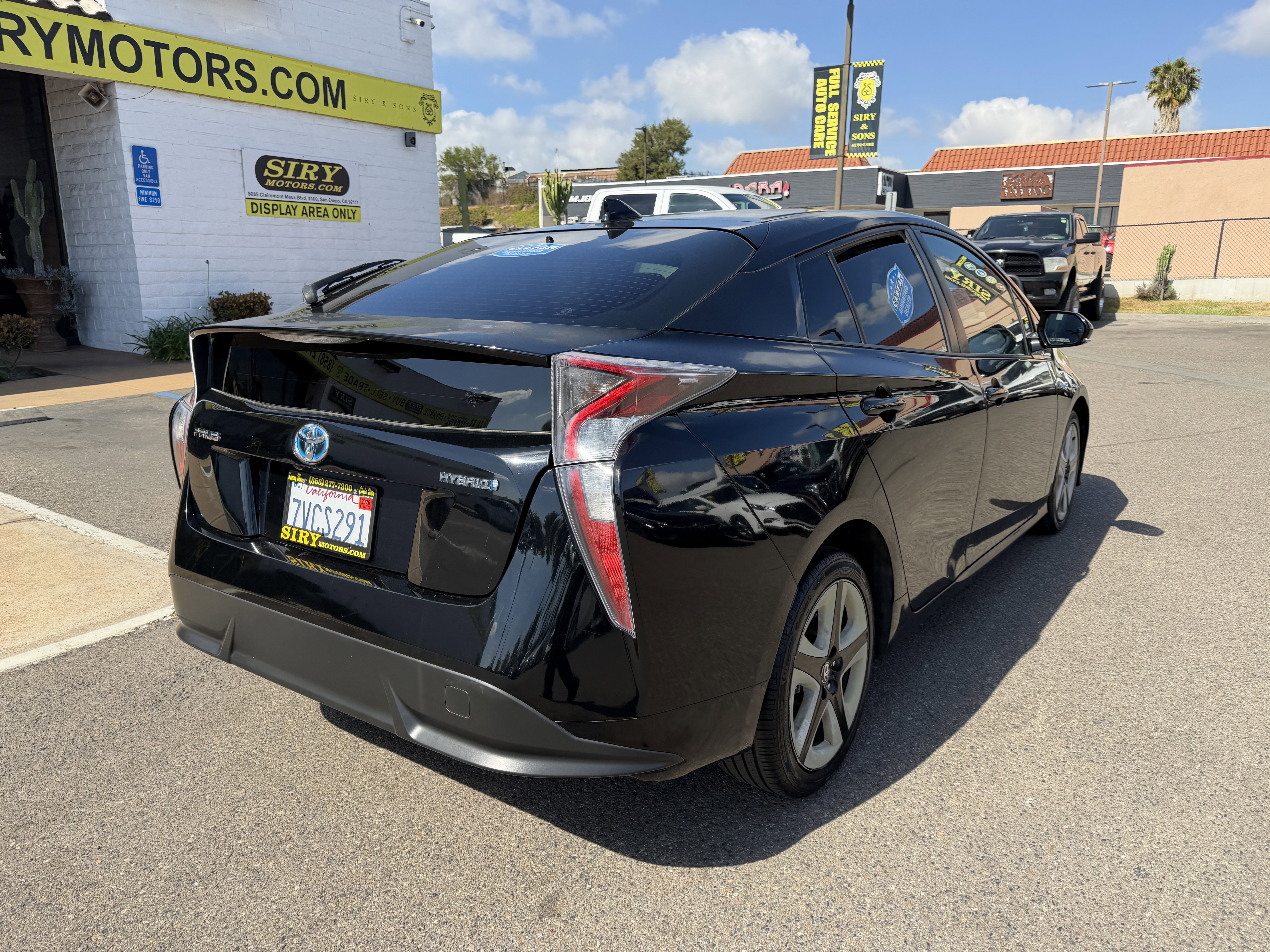 Used 2016 Toyota Prius Four Touring FWD image 3