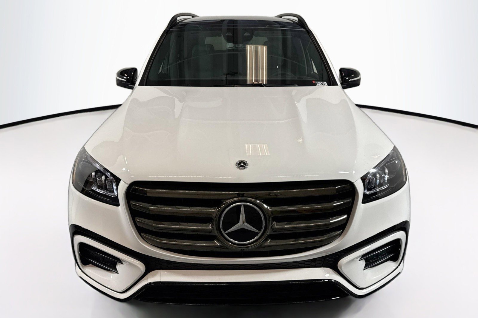 New 2026 Mercedes-Benz GLS 580 4MATIC image 2