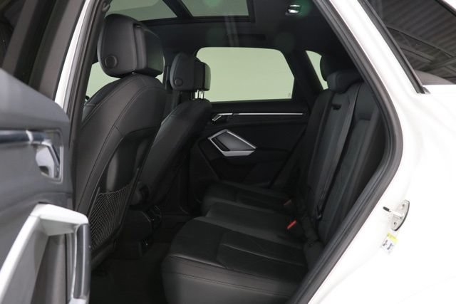 Used 2020 Audi Q3 2.0T Premium AWD/4WD image 31