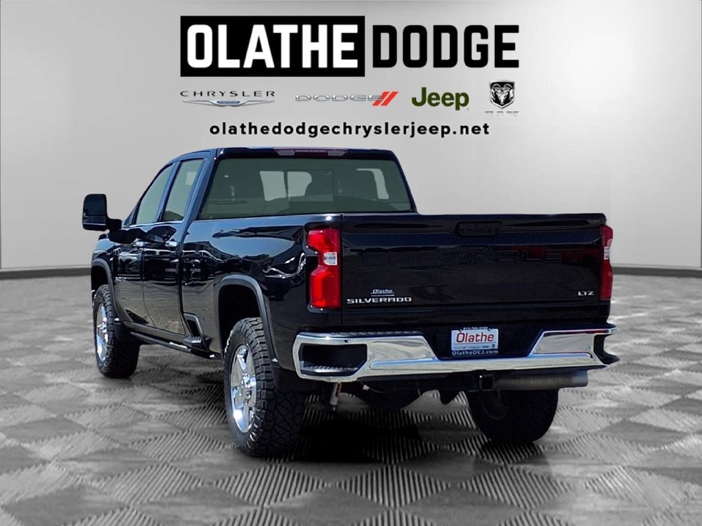 Used 2021 Chevrolet Silverado 3500 LTZ w/ LTZ Plus Package AWD/4WD image 5