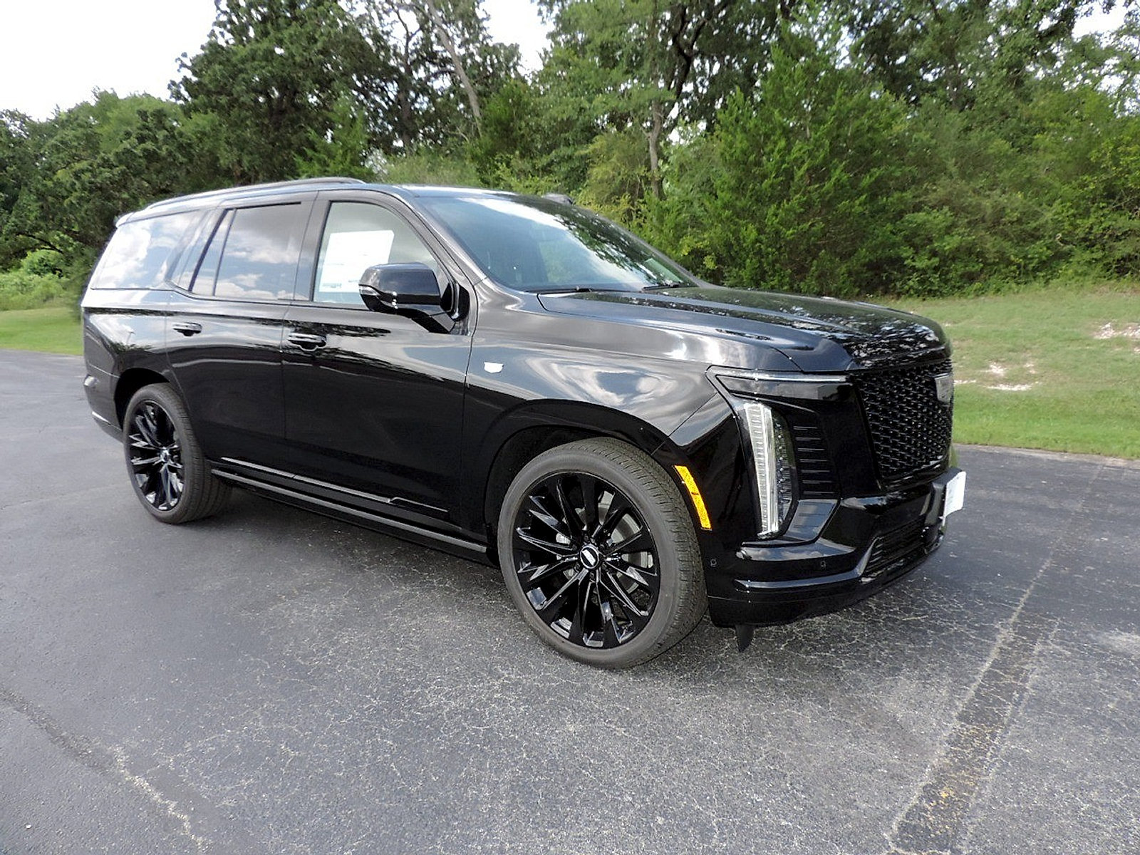 New 2026 Cadillac Escalade Platinum Sport AWD/4WD image 3