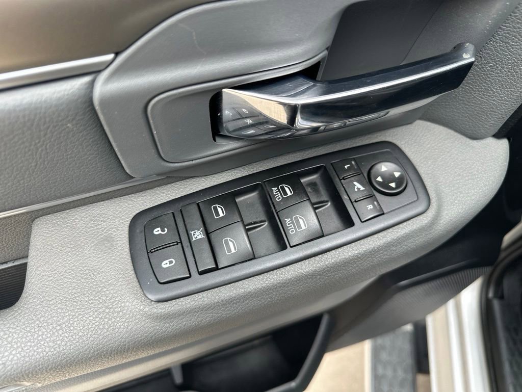 Used 2016 RAM 1500 Big Horn RWD image 19