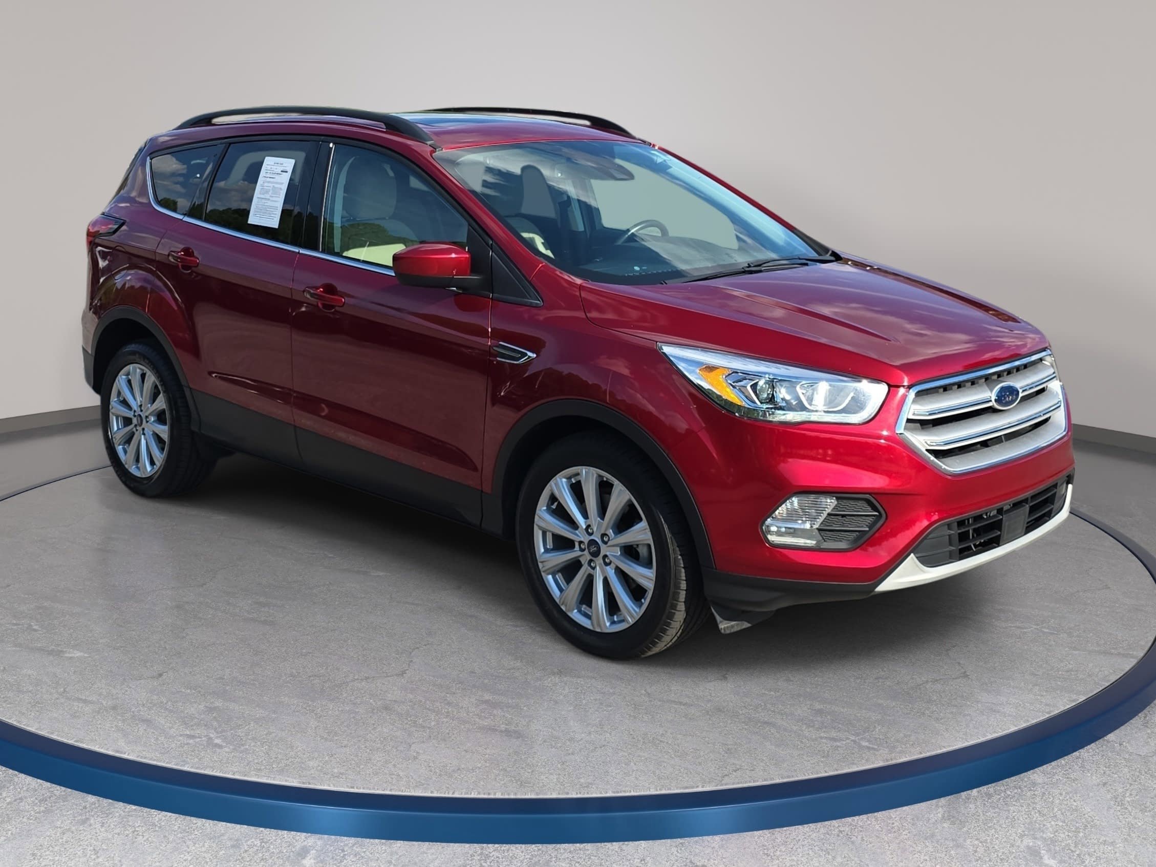 Used 2019 Ford Escape SEL FWD image 3