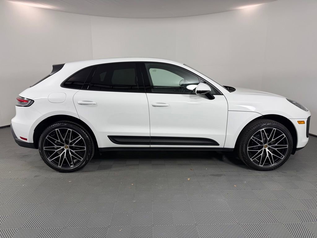 Certified 2026 Porsche Macan Turbo image 8