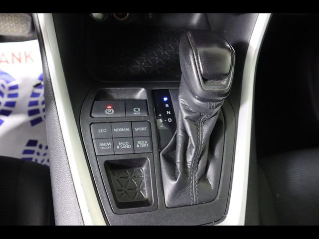 Used 2020 Toyota RAV4 LE w/ All Weather Liner Package image 37
