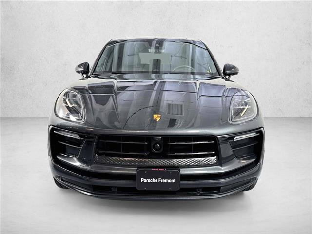 Certified 2026 Porsche Macan Turbo AWD/4WD image 6