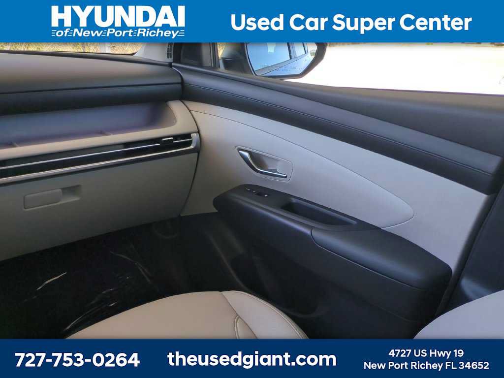 Used 2025 Hyundai Tucson SEL FWD image 19