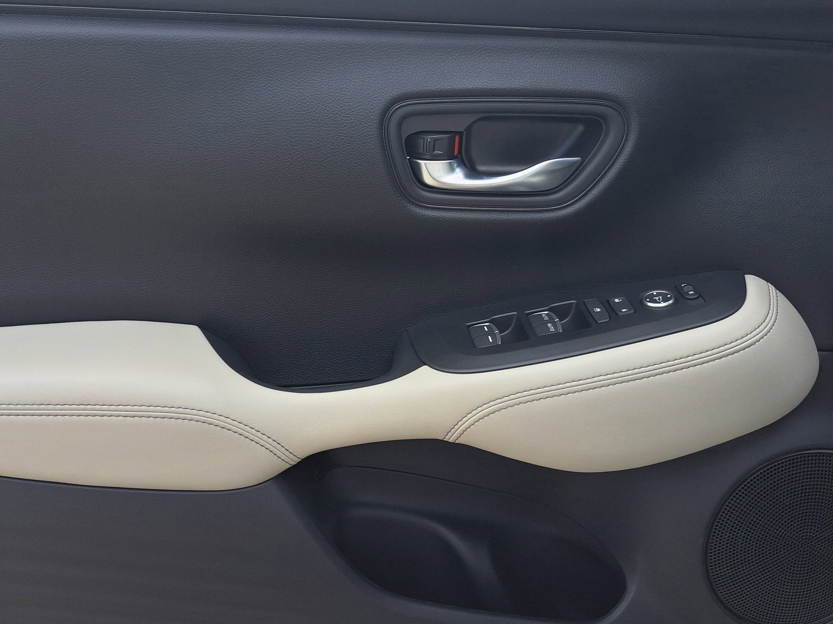 New 2027 Honda HR-V EX-L image 25