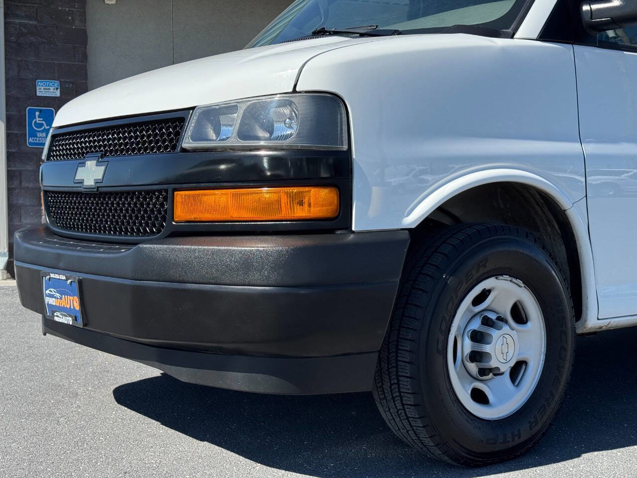 Used 2019 Chevrolet Express 2500 2500 3dr Cargo Van w/ Driver Convenience Package image 37