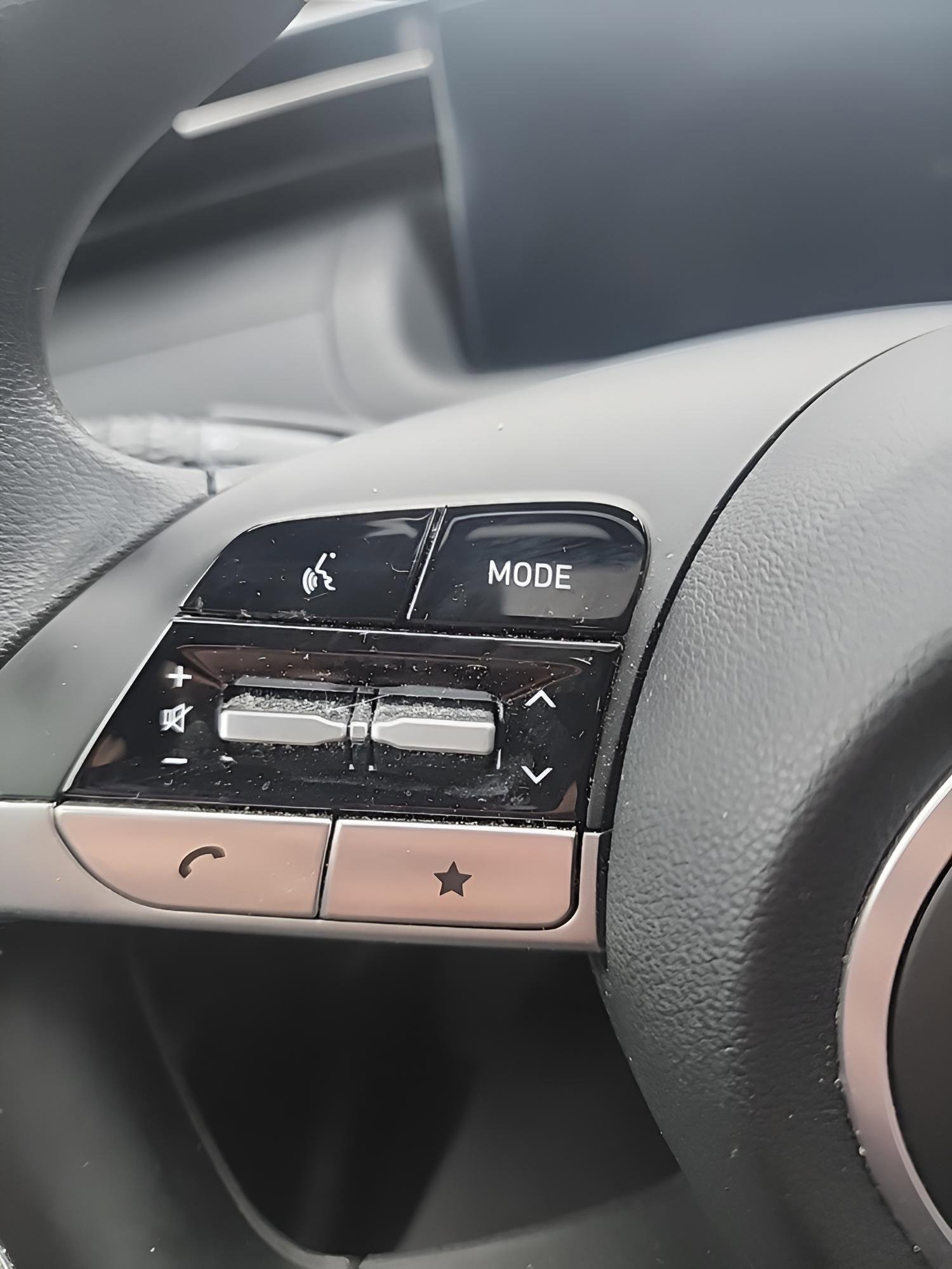 Used 2024 Hyundai Santa Cruz SEL w/ Activity Package image 18