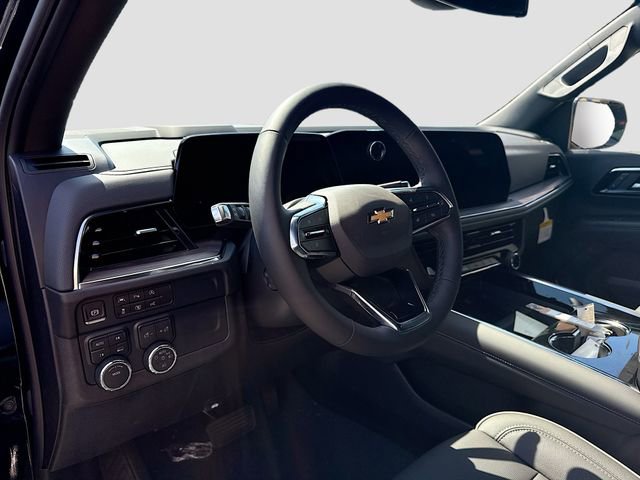 New 2025 Chevrolet Suburban Premier image 10