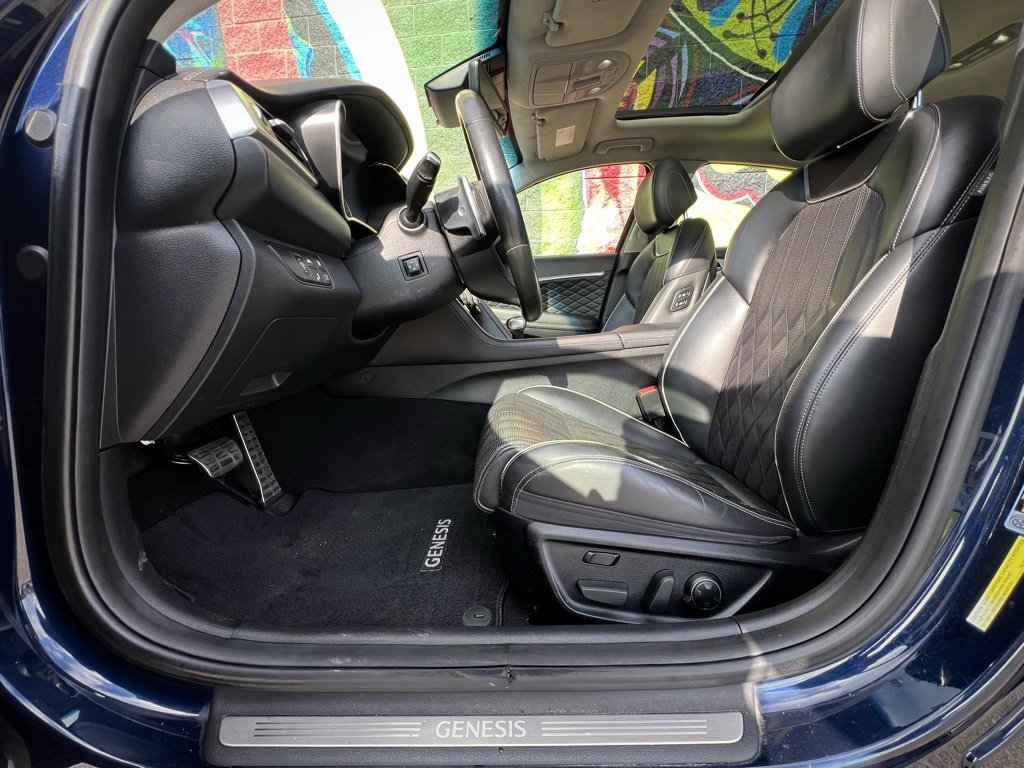 Used 2020 Genesis G70 3.3T w/ Prestige Package image 18