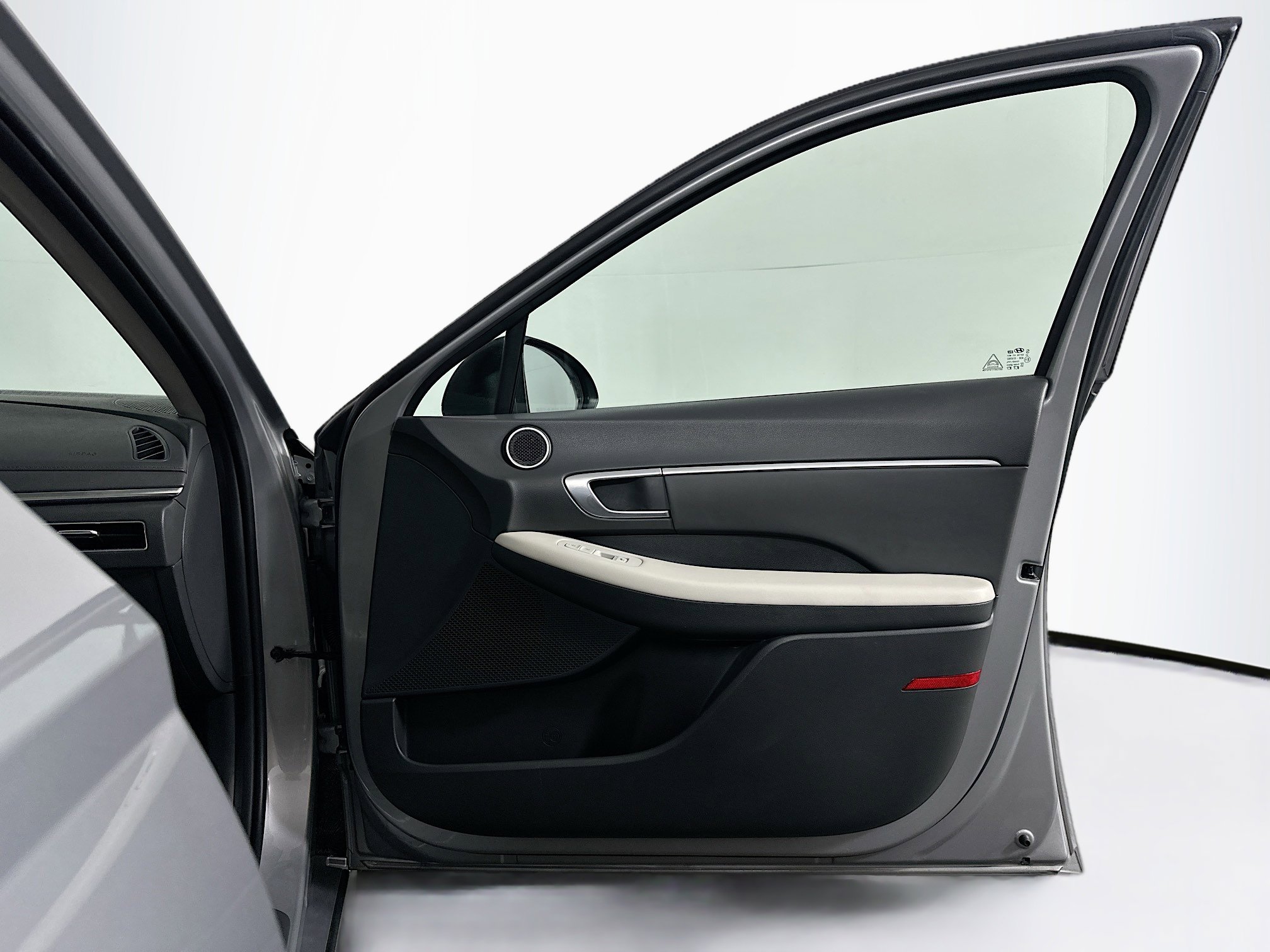 Used 2023 Hyundai Sonata SEL w/ Convenience Package image 33