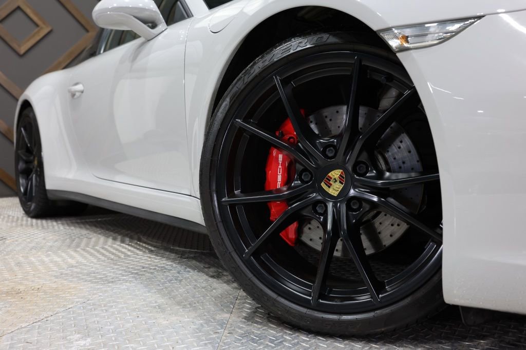 Used 2018 Porsche 911 Targa 4S image 8