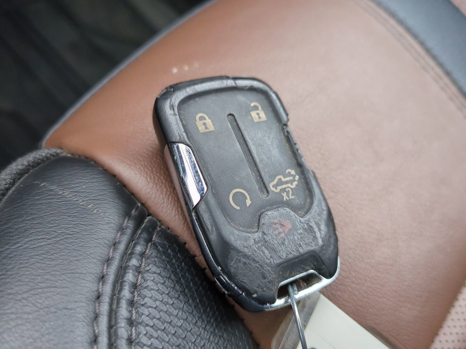 Used 2023 Chevrolet Silverado 2500 High Country w/ Z71 Off-Road Package image 44