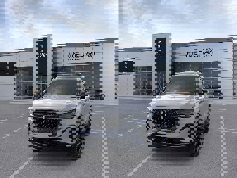 New 2026 Lincoln Nautilus Reserve w/ Jet Appearance Package image 2