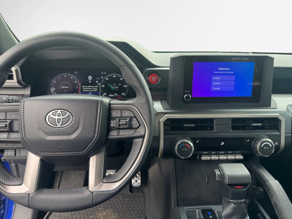 Used 2025 Toyota Tacoma TRD Sport AWD/4WD image 22