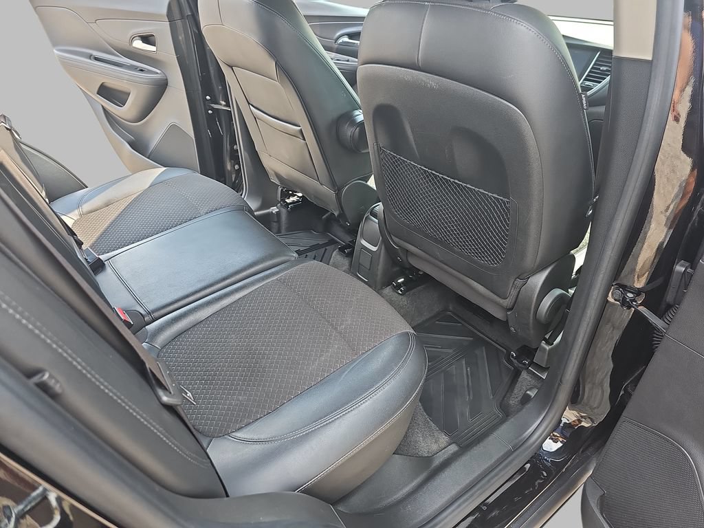 Used 2019 Buick Encore Sport Touring FWD image 14