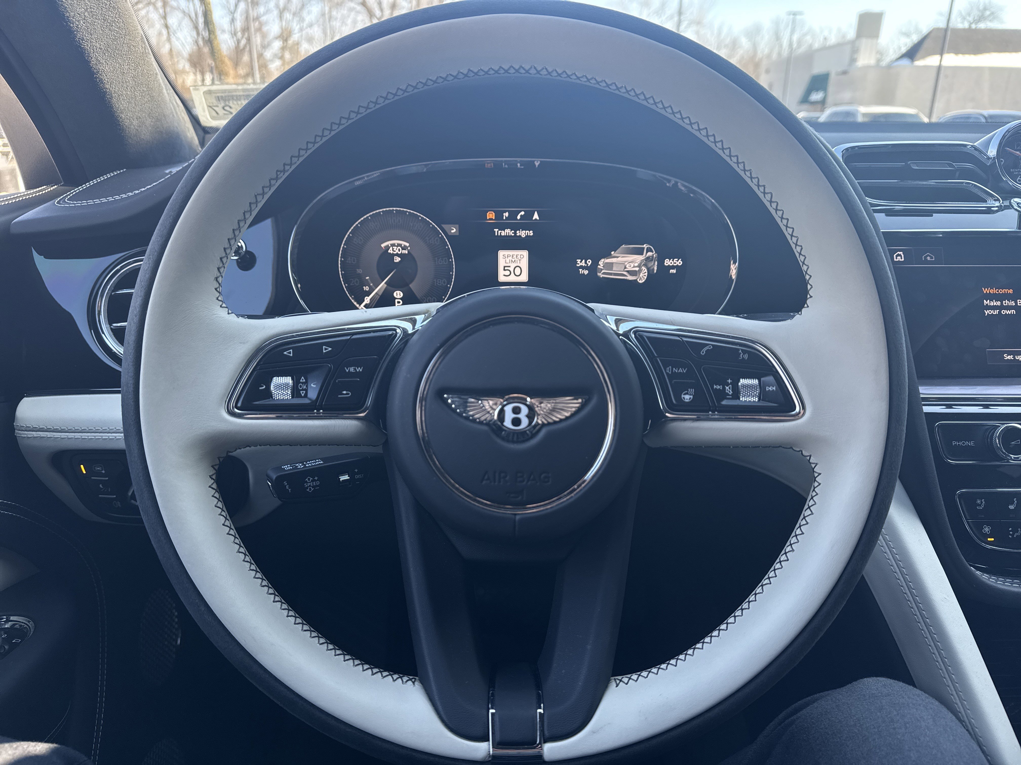 Used 2022 Bentley Bentayga S image 19