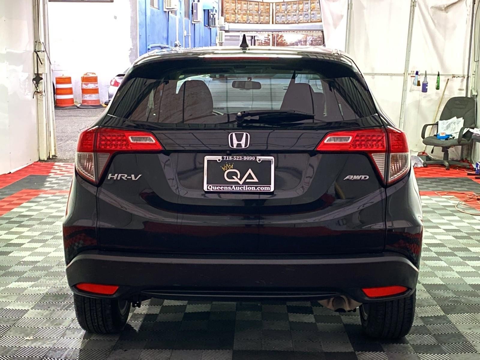 Used 2022 Honda HR-V LX image 5
