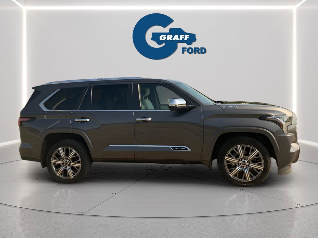 Used 2024 Toyota Sequoia Capstone image 7