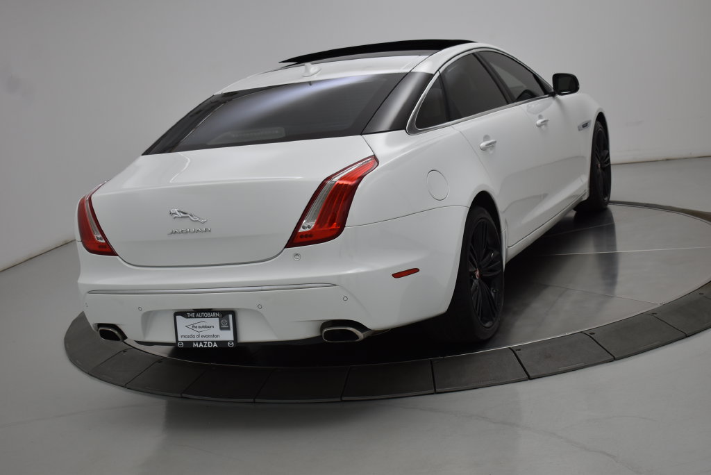 Used 2015 Jaguar XJ L Supercharged RWD image 23
