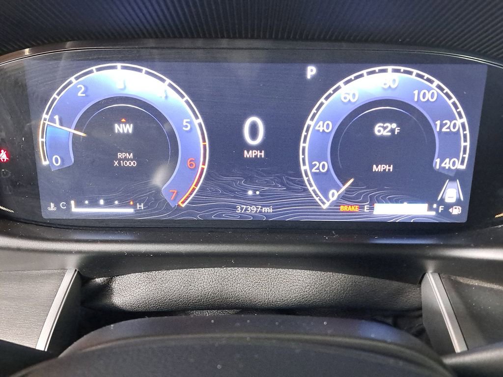 Used 2025 Jeep Wagoneer 4WD w/ Premium Group I image 16