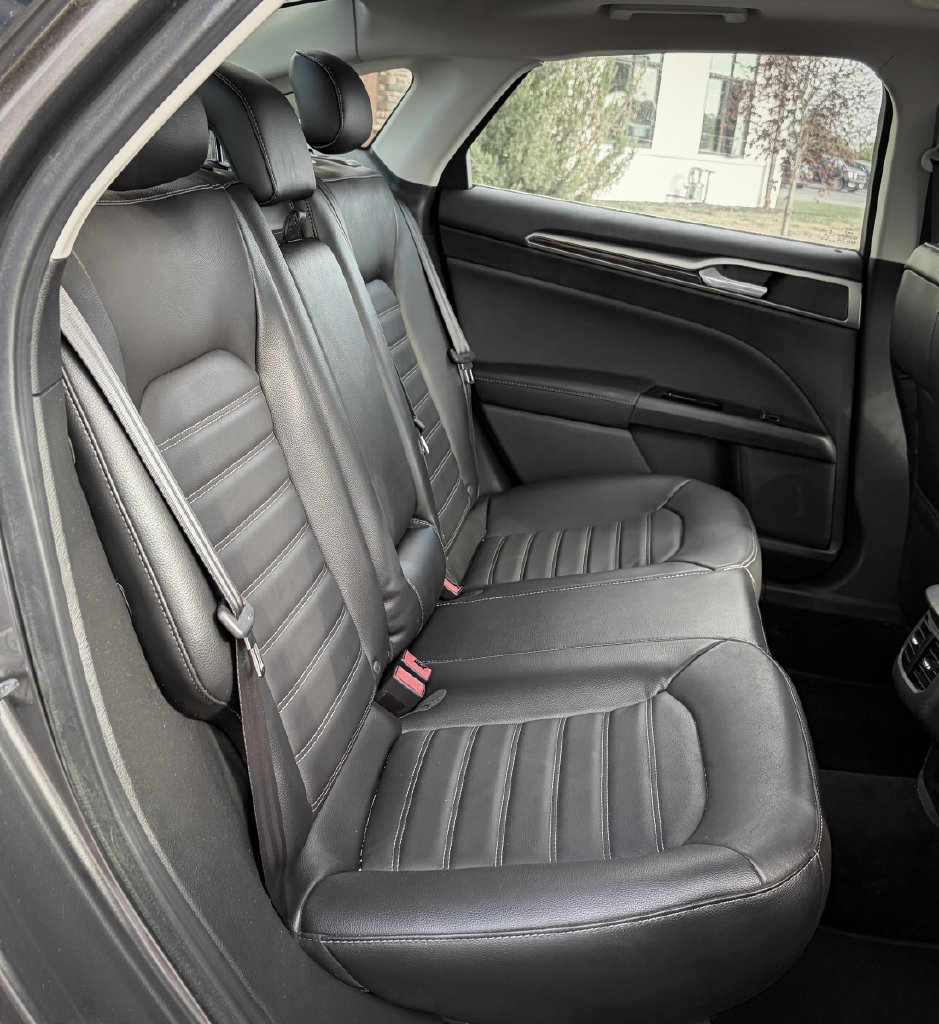 Used 2013 Ford Fusion SE FWD image 27