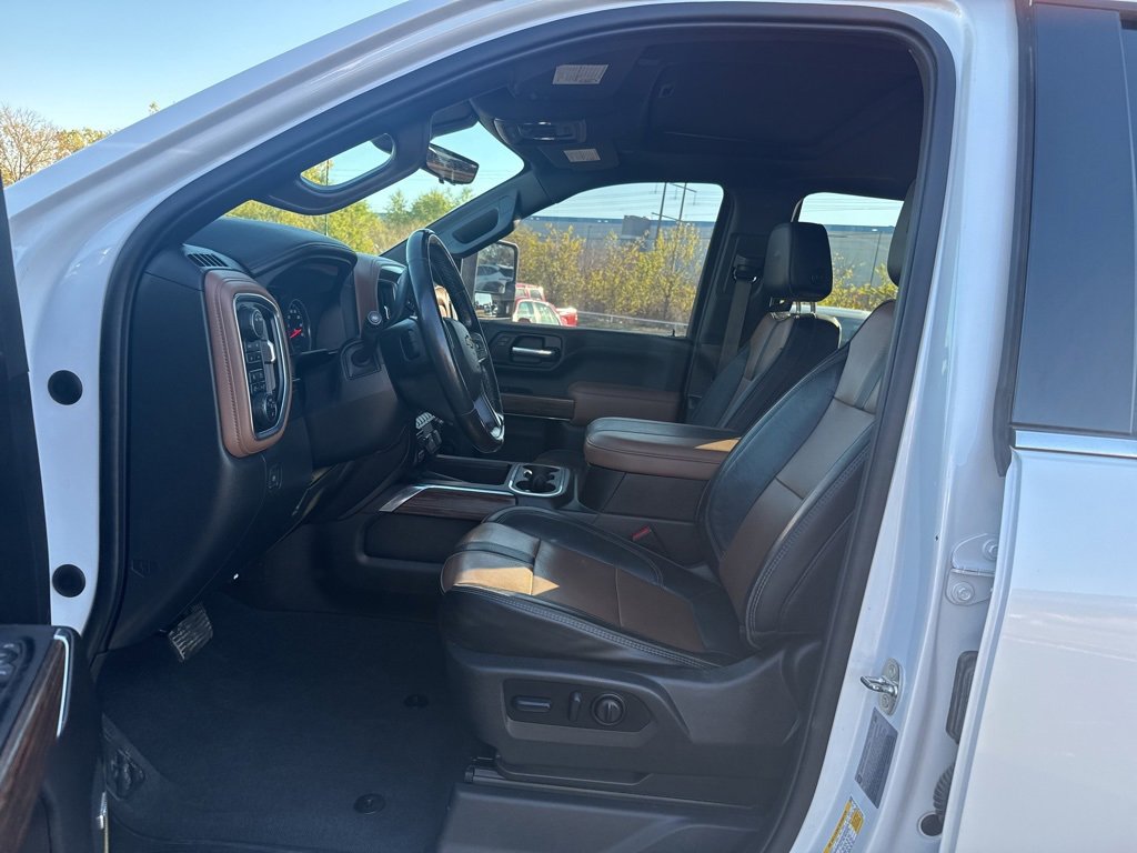 Used 2023 Chevrolet Silverado 3500 High Country image 10